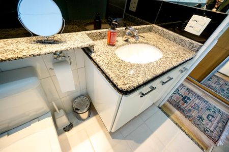 Apartamento à venda com 80m², 2 quartos e 2 vagas Apartamento à venda com 80m², 2 quartos e 2 vagasPia