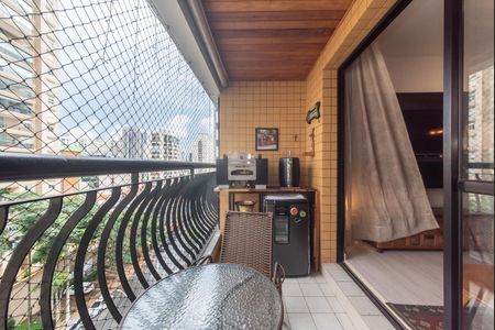 Apartamento à venda com 86m², 3 quartos e 2 vagasVaranda