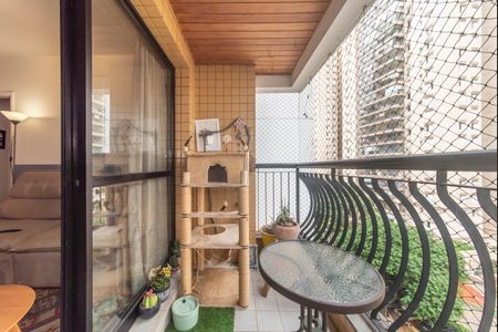 Apartamento à venda com 86m², 3 quartos e 2 vagasVaranda