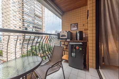 Apartamento à venda com 86m², 3 quartos e 2 vagasVaranda