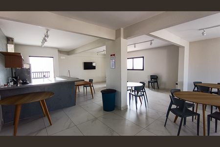 Apartamento para alugar com 82m², 2 quartos e 1 vagaÁrea comum - Salão de festas