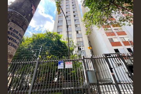 Apartamento para alugar com 86m², 3 quartos e 1 vagaFachada