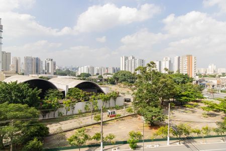 Vista do Quarto de apartamento para alugar com 2 quartos, 38m² em Barra Funda, São Paulo