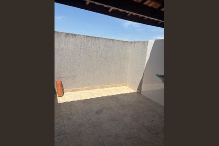 Casa à venda com 72m², 2 quartos e 2 vagas Casa à venda com 72m², 2 quartos e 2 vagasFoto 10