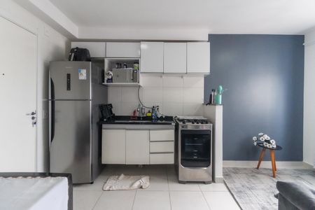 Sala - Cozinha de apartamento para alugar com 2 quartos, 34m² em Colônia (zona Leste), São Paulo