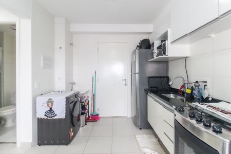Sala - Cozinha de apartamento para alugar com 2 quartos, 34m² em Colônia (zona Leste), São Paulo