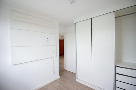 Quarto 2 de apartamento para alugar com 2 quartos, 45m² em Alvorada, Contagem