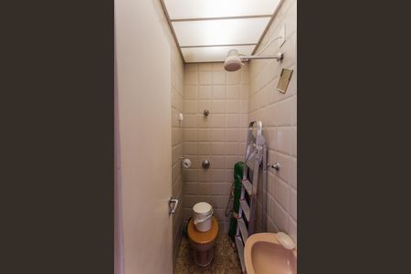 Apartamento à venda com 152m², 4 quartos e 2 vagasBanheiro de serviço