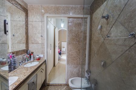 Apartamento à venda com 152m², 4 quartos e 2 vagasBanheiro da Suíte