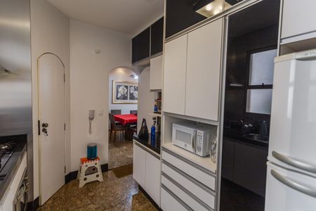 Apartamento à venda com 152m², 4 quartos e 2 vagasCozinha