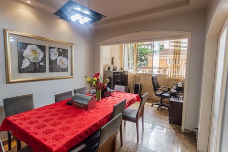 Apartamento à venda com 152m², 4 quartos e 2 vagasCopa/Escritório