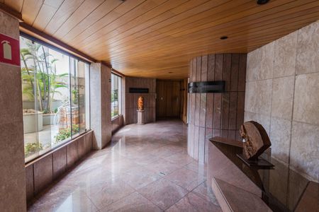 Apartamento à venda com 152m², 4 quartos e 2 vagasHall de entrada