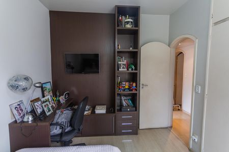 Apartamento à venda com 152m², 4 quartos e 2 vagasQuarto 2