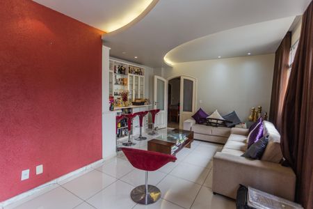 Apartamento à venda com 152m², 4 quartos e 2 vagasSala