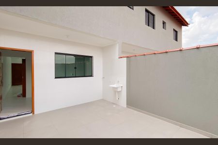 Casa à venda com 120m², 3 quartos e 3 vagas Casa à venda com 120m², 3 quartos e 3 vagasÁrea de Serviço
