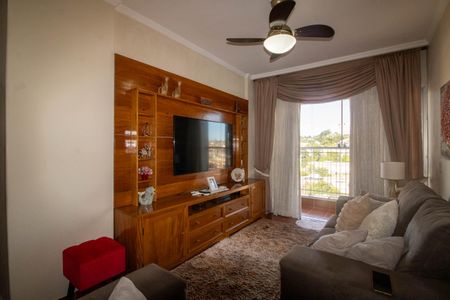 Sala  de apartamento para alugar com 3 quartos, 76m² em Vila Pirajussara, São Paulo