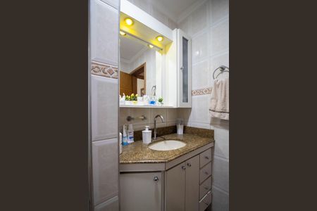 Apartamento para alugar com 76m², 3 quartos e 2 vagasBanheiro 