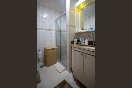 Apartamento para alugar com 76m², 3 quartos e 2 vagasBanheiro 