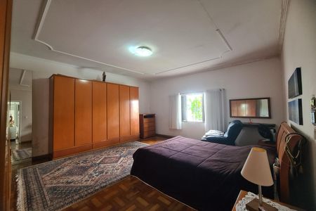 Casa para alugar com 500m², 5 quartos e sem vaga Casa para alugar com 500m², 5 quartos e sem vagaSuite 1