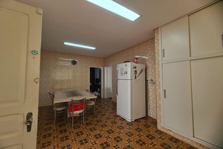 Casa para alugar com 500m², 5 quartos e sem vaga Casa para alugar com 500m², 5 quartos e sem vagaCozinha