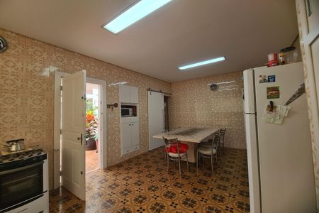 Casa para alugar com 500m², 5 quartos e sem vaga Casa para alugar com 500m², 5 quartos e sem vagaCozinha