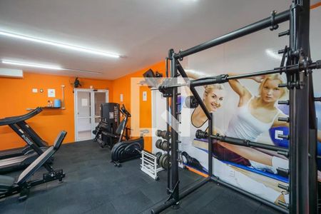 Apartamento à venda com 190m², 3 quartos e 1 vaga Apartamento à venda com 190m², 3 quartos e 1 vagaÁrea comum - Academia