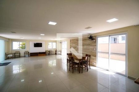 Apartamento à venda com 190m², 3 quartos e 1 vaga Apartamento à venda com 190m², 3 quartos e 1 vagaÁrea comum - Salão de festas