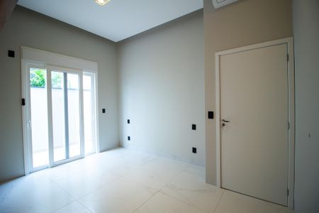 Casa de condomínio para alugar com 249m², 3 quartos e 4 vagas Casa de condomínio para alugar com 249m², 3 quartos e 4 vagasSuíte 3