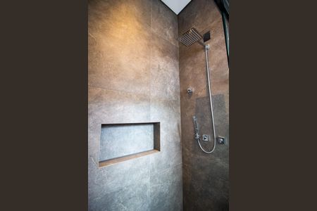 Casa de condomínio para alugar com 249m², 3 quartos e 4 vagas Casa de condomínio para alugar com 249m², 3 quartos e 4 vagasBanheiro de serviço