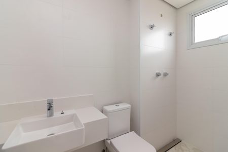 Apartamento à venda com 183m², 4 quartos e 4 vagasBanheiro da Suíte 2