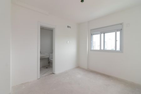 Apartamento à venda com 183m², 4 quartos e 4 vagasSuíte 2