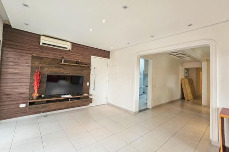 Apartamento para alugar com 110m², 3 quartos e 1 vagaSala