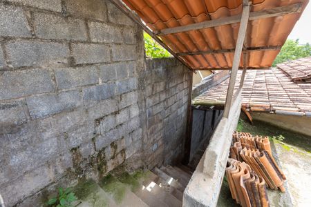 Casa à venda com 202m², 3 quartos e 2 vagasEscada para Terraço