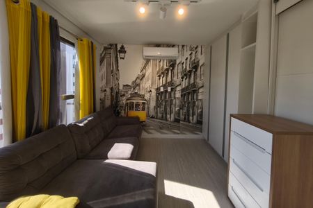 Sala de Estar de apartamento para alugar com 1 quarto, 70m² em Centro, Campinas