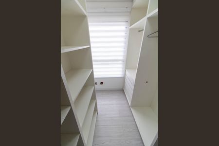 Apartamento para alugar com 70m², 1 quarto e 1 vagaCloset da Suíte