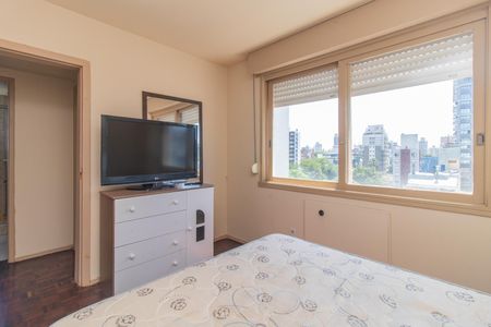 Quarto 2 de apartamento para alugar com 2 quartos, 78m² em Menino Deus, Porto Alegre