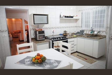 Cozinha de casa para alugar com 3 quartos, 187m² em Jardim Toscana, Guarulhos