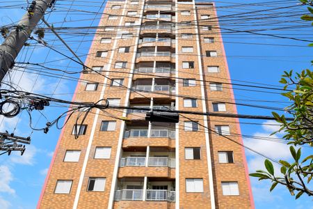 Apartamento para alugar com 64m², 3 quartos e 1 vagaFachada
