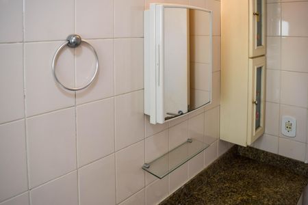 Apartamento para alugar com 64m², 3 quartos e 1 vagaBanheiro 