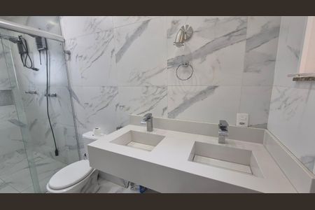 Casa para alugar com 135m², 3 quartos e 4 vagas Casa para alugar com 135m², 3 quartos e 4 vagasBanheiro