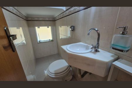 Casa para alugar com 135m², 3 quartos e 4 vagas Casa para alugar com 135m², 3 quartos e 4 vagasBanheiro