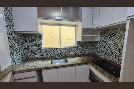 Casa para alugar com 135m², 3 quartos e 4 vagas Casa para alugar com 135m², 3 quartos e 4 vagasCozinha