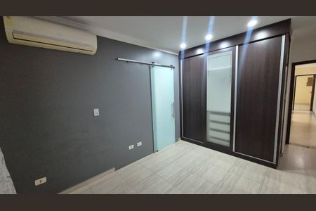 Quarto de casa para alugar com 3 quartos, 135m² em Chácara São João, São Paulo