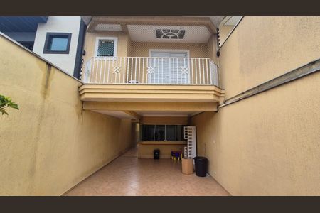 Casa para alugar com 135m², 3 quartos e 4 vagas Casa para alugar com 135m², 3 quartos e 4 vagasÁrea externa