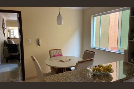 Casa para alugar com 135m², 3 quartos e 4 vagas Casa para alugar com 135m², 3 quartos e 4 vagasCozinha