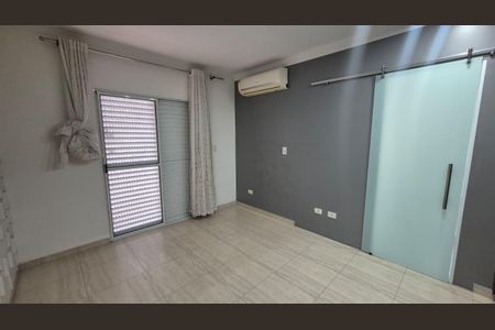 Casa para alugar com 135m², 3 quartos e 4 vagas Casa para alugar com 135m², 3 quartos e 4 vagasQuarto
