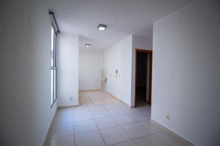 Sala  de apartamento para alugar com 2 quartos, 50m² em Éden, Sorocaba