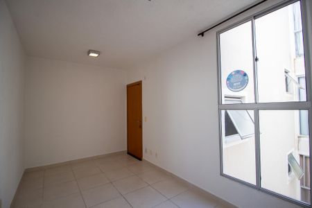 Sala  de apartamento para alugar com 2 quartos, 50m² em Éden, Sorocaba