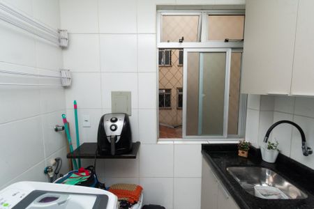 Apartamento à venda com 57m², 2 quartos e 1 vagaCozinha e Área de Serviço