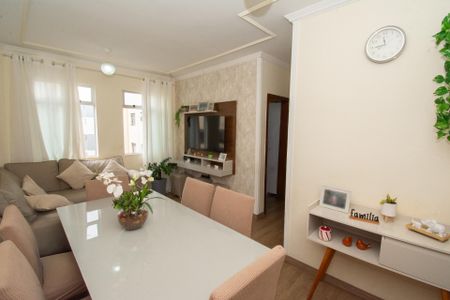 Sala de apartamento à venda com 2 quartos, 57m² em Jardim Riacho das Pedras, Contagem